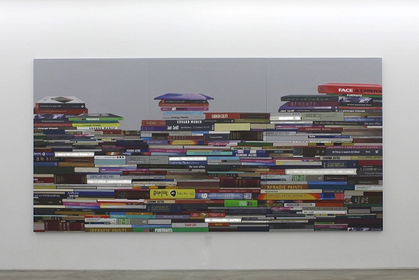 Pile_of_Books_(horizontal)