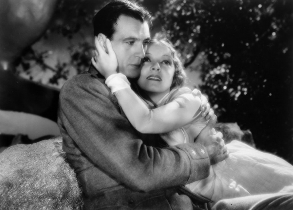 Gary_Cooper-Helen_Hayes_in_A_Farewell_to_Arms